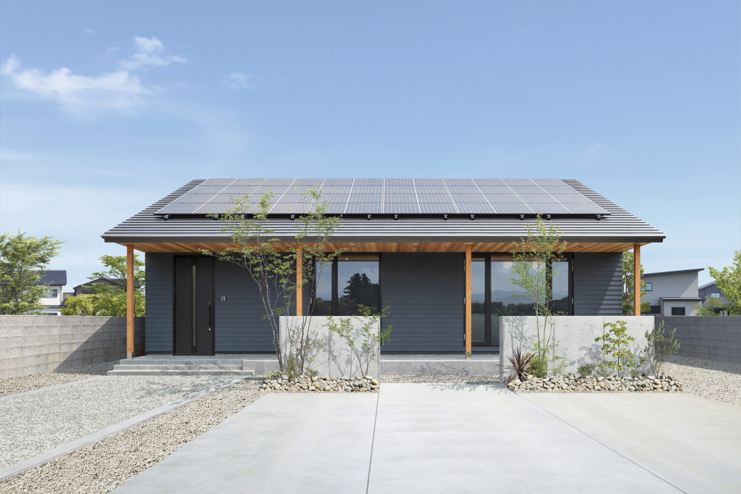 次世代平屋モデルハウス 外観 太陽光発電パネル